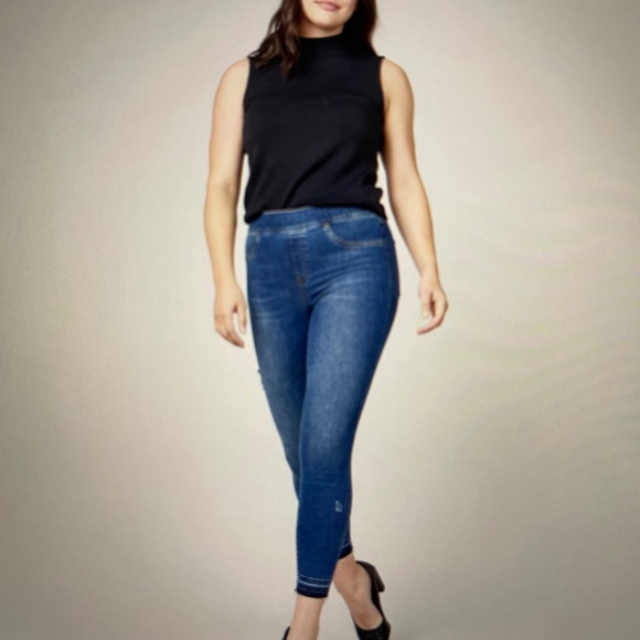 SPANX Distressed Ankle Skinny Jeans, Medium Wash- NEW - Picture 7 of 7